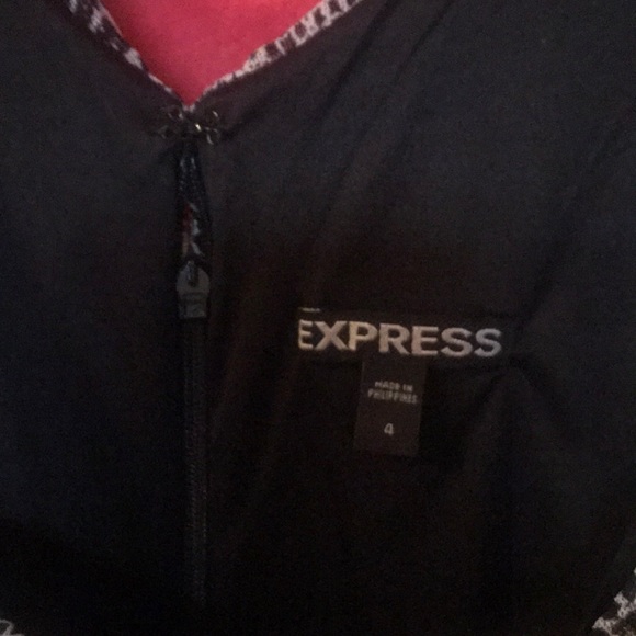 Dress - Picture 3 of 3